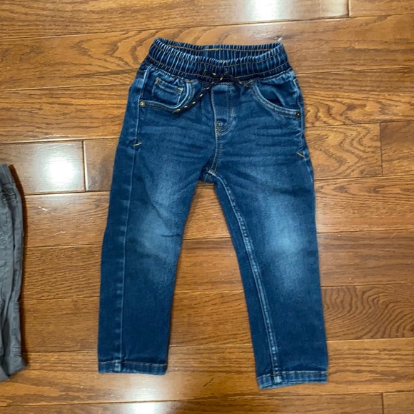 Boys Bundle Size 2T pants - Picture 2 of 4